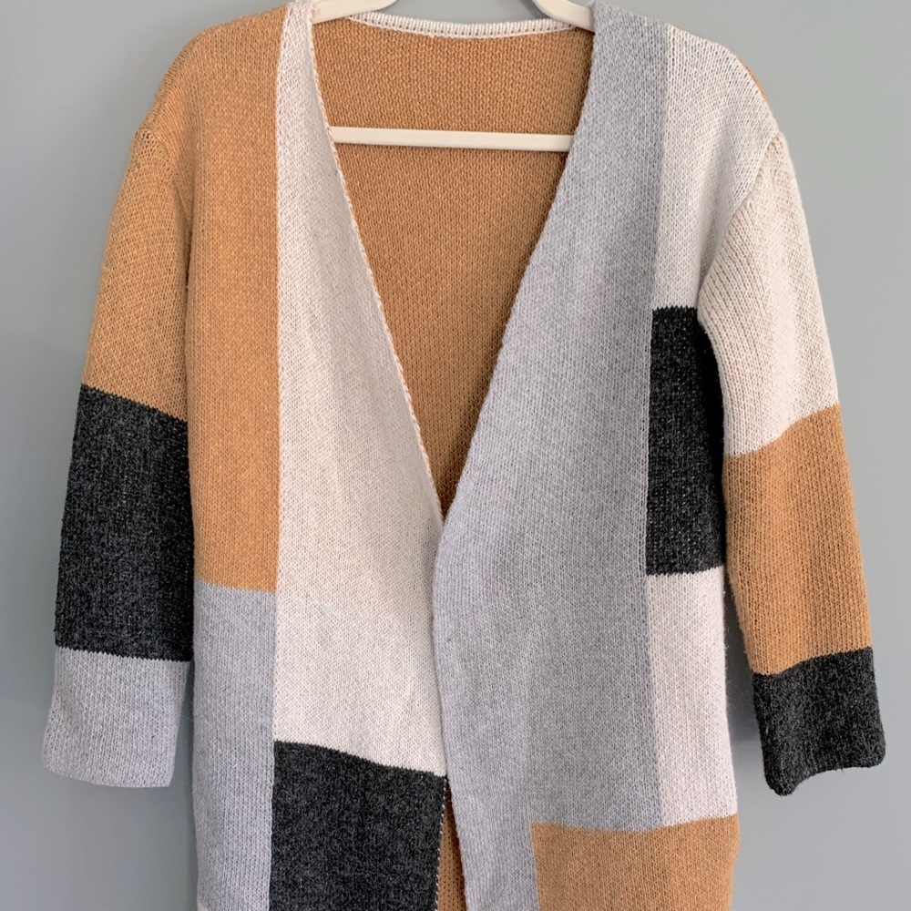 Adorable color-block cardigan sweater- perfect for fall!!